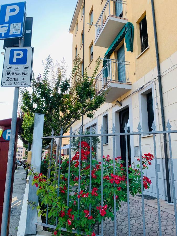 Appartement Veba Fiera à Bologne Extérieur photo